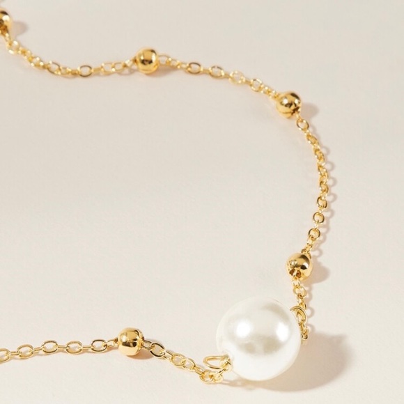 Chic Pearl & Bead Necklace - Picture 2 of 4